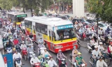 Hà Nội cấm xe máy cũ, ô tô, xe buýt chạy dầu trong vùng phát thải thấp