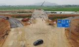 Cao tốc Mai Sơn - QL45 thi công nước rút để 'cán đích' đúng dịp 30/4