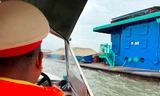 Phát hiện nhiều tàu chở cát quá tải, hết đăng kiểm chạy trên sông Hồng 