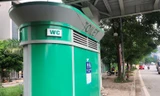 Cận cảnh nhà vệ sinh công cộng đổi quảng cáo vừa sử dụng đã hỏng