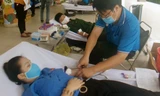 Cán bộ Đoàn viên, Thanh niên Tây Ninh tham gia hiến máu cứu người.
