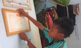 Y.H. phải khi nhặt rác, đi chăn bò giúp ông bà