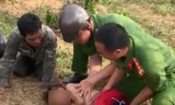 Công an Đắk Lắk cứu sống bé trai đuối nước nguy kịch