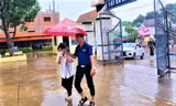 Hình ảnh tình nguyện mùa thi ở Đắk Nông để lại ấn tượng đẹp