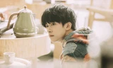 Trong thế giới fangirl: Đây là là thư tỏ tình không cần hồi đáp gửi tới Dịch thiếu!