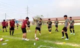 Buổi tập rộn tiếng cười và âm thanh của U22 Thái Lan