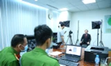 Công an tăng ca xuyên đêm cấp căn cước công dân gắn chíp