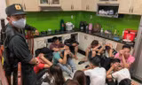 Nhiều khách và nhân viên trong quán karaoke ở Bình Dương 'dính' ma túy