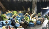 Công an đột kích quán karaoke ở Bình Dương, phát hiện hơn 60 người dương tính với ma túy
