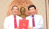 Trao các quyết định bổ nhiệm cán bộ chủ chốt tại Bình Dương, Bình Phước