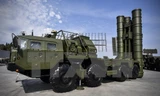 Hệ thống tên lửa phòng không S-400 của Nga. Nguồn: AFP/TTXVN.