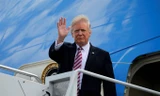 Tổng thống Donald Trump sẽ rời Đà Nẵng đi Hà Nội thăm cấp Nhà nước hôm nay. Ảnh: AFP.