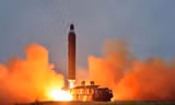 Một vụ phóng thử tên lửa của Triều Tiên. Ảnh: KCNA.