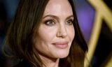 Angelina Jolie: 'Tôi mất khả năng sống sau ly hôn Brad Pitt'