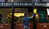 First Republic Bank của Mỹ phá sản, khách ồ ạt rút hơn 100 tỷ USD