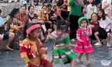 Sa Pa lên tiếng về hình ảnh trẻ em gái mặc đồ dân tộc nhảy phản cảm xin tiền