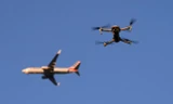 Bùng nổ drone, Mỹ báo động nguy cơ va chạm máy bay 