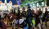 TPHCM 24/7: Dàn kỵ binh tập luyện ở phố đi bộ Nguyễn Huệ; Tin mới vụ hoá đơn nước 57 triệu đồng