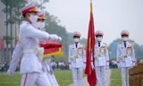 Thiêng liêng lễ thượng cờ trên quảng trường Ba Đình