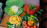 Mâm lễ cúng Vu Lan thanh tịnh và đẹp mắt của người phụ nữ Hà Thành