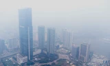 Hà Nội mịt mù, bụi mịn như sương nhìn từ flycam
