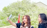 Đẹp ngỡ ngàng mùa hoa sưa nở trắng trời Hà Nội