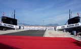 Tàu ngầm 184 – Hải Phòng và tàu ngầm 185 – Khánh Hòa tại buổi lễ thượng cờ.