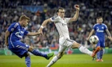 Bale đang bị CĐV Real Madrid quay lưng lại.