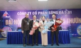 Công ty liên quan ca sĩ Khánh Phương nợ lương, CEO xin thôi việc