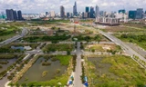 Sau vụ đấu giá kỷ lục, cổ phiếu liên quan 'đất vàng' Thủ Thiêm đua nhau tăng trần