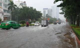 Mưa lớn tại Nghệ An, đường phố biến thành sông