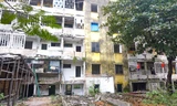 Cưỡng chế phá dỡ chung cư nứt toác gây nguy hiểm cho hàng ngàn cư dân