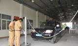 50 cảnh sát giao thông hỗ trợ các trung tâm đăng kiểm