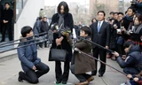 Cho Hyun-ah, con gái Chủ tịch Korean Air Lines, xin lỗi công chúng ngày 12/12 - Ảnh: Reuters. 