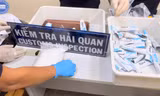Số ma túy được giấu trong các tuýp kem đánh răng. Ảnh hải quan TPHCM 