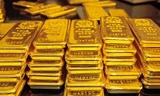Giá vàng trụ vững quanh mốc 67,6 triệu đồng/lượng. Ảnh minh hoạ 