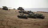 Xe tăng Thổ Nhĩ Kỳ gần biên giới Syria 