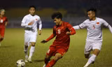 Hà Đức Chinh có bàn thắng đem lại chiến thắng 3-2 cho đội tuyển Việt Nam trong trận đấu tập với đội U22.