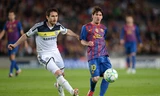 Chelsea sẽ phải dè chừng Lionel Messi khi gặp lại Barca ở vòng 1/8 Champions League.