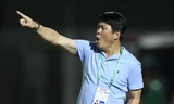 HLV Vũ Tiến Thành thường xuyên công kích trọng tài mỗi khi đội bóng thua trận (ảnh Znews)