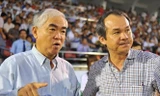 Ông Đoàn Nguyên Đức (phải) và Chủ tịch VFF Lê Hùng Dũng.