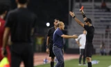 HLV Park Hang-seo bị truất quyền chỉ đạo ở trận chung kết SEA Games 30 vì lỗi phản ứng. (ảnh Hữu Phạm)