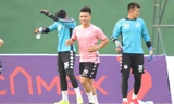 Quang Hải trên sân tập cùng CLB Hà Nội trên sân Gò Đậu chiều 23/6.