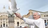 Đức Giáo hoàng Francis, một ứng viên sáng giá cho Giải Nobel Hòa Bình 2014