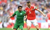 Nga (phải) vượt trội hoàn toàn trước Saudi Arabia ở trận khai mạc World Cup 2018.