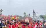 Màn rước kiệu đặc sắc ở lễ hội Tản Viên Sơn Thánh