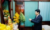 Chủ tịch nước Lương Cường dâng hương tưởng niệm Chủ tịch Hồ Chí Minh