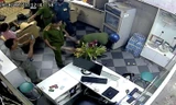 Xô xát với công an, một phụ nữ nhập viện