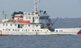 Tàu của lực lượng Kiểm ngư Việt Nam bị tàu Trung Quốc đâm va nhiều lần vẫn kiên cường bám trụ. (Nguồn: Cục Kiểm ngư Việt Nam)