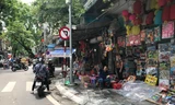 Phố đồ chơi ở Hà Nội đìu hiu dịp 1/6, hàng Trung Quốc áp đảo
